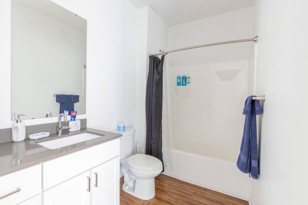 Affordable 1Bd, Comfy Queen Beds, With Gym Indianapolis Bagian luar foto