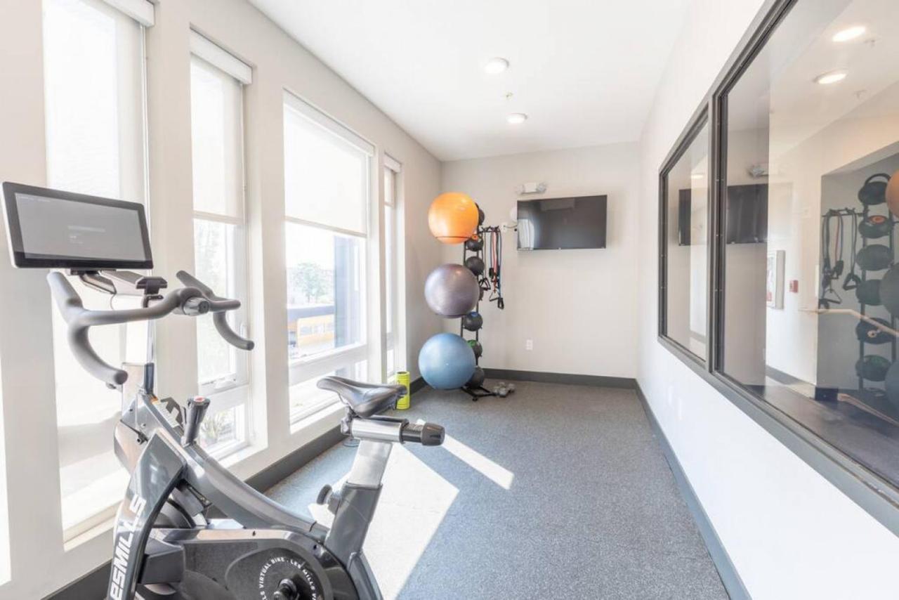 Affordable 1Bd, Comfy Queen Beds, With Gym Indianapolis Bagian luar foto